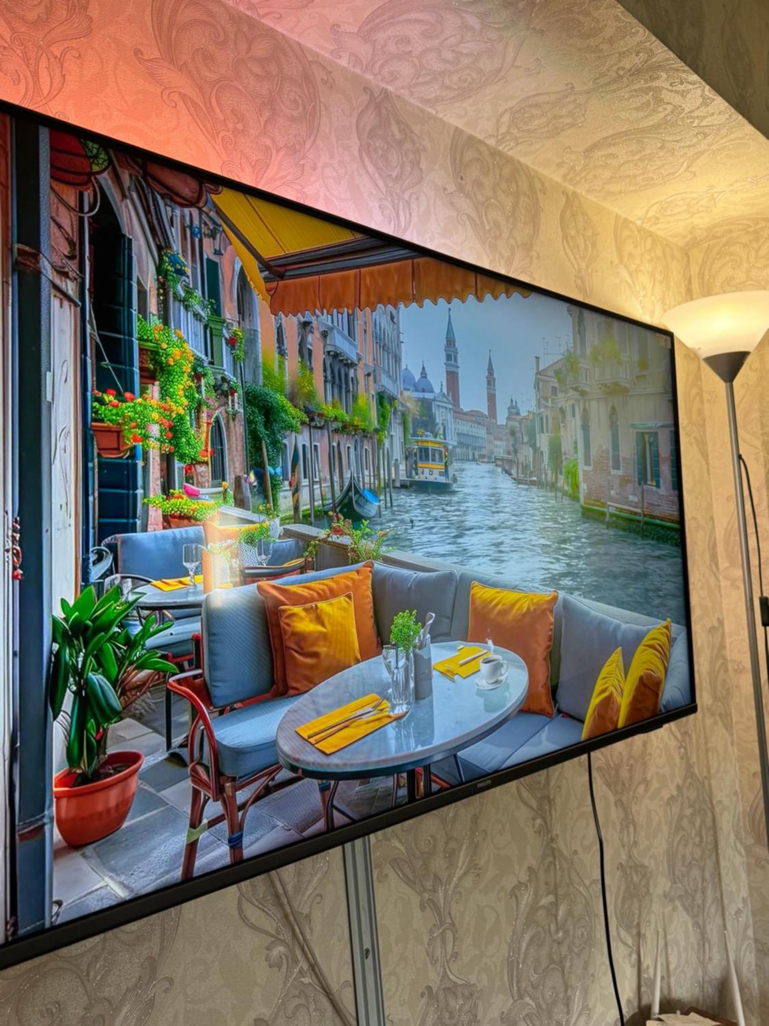 Luxury Lejlighed Bukarest Eksteriør billede