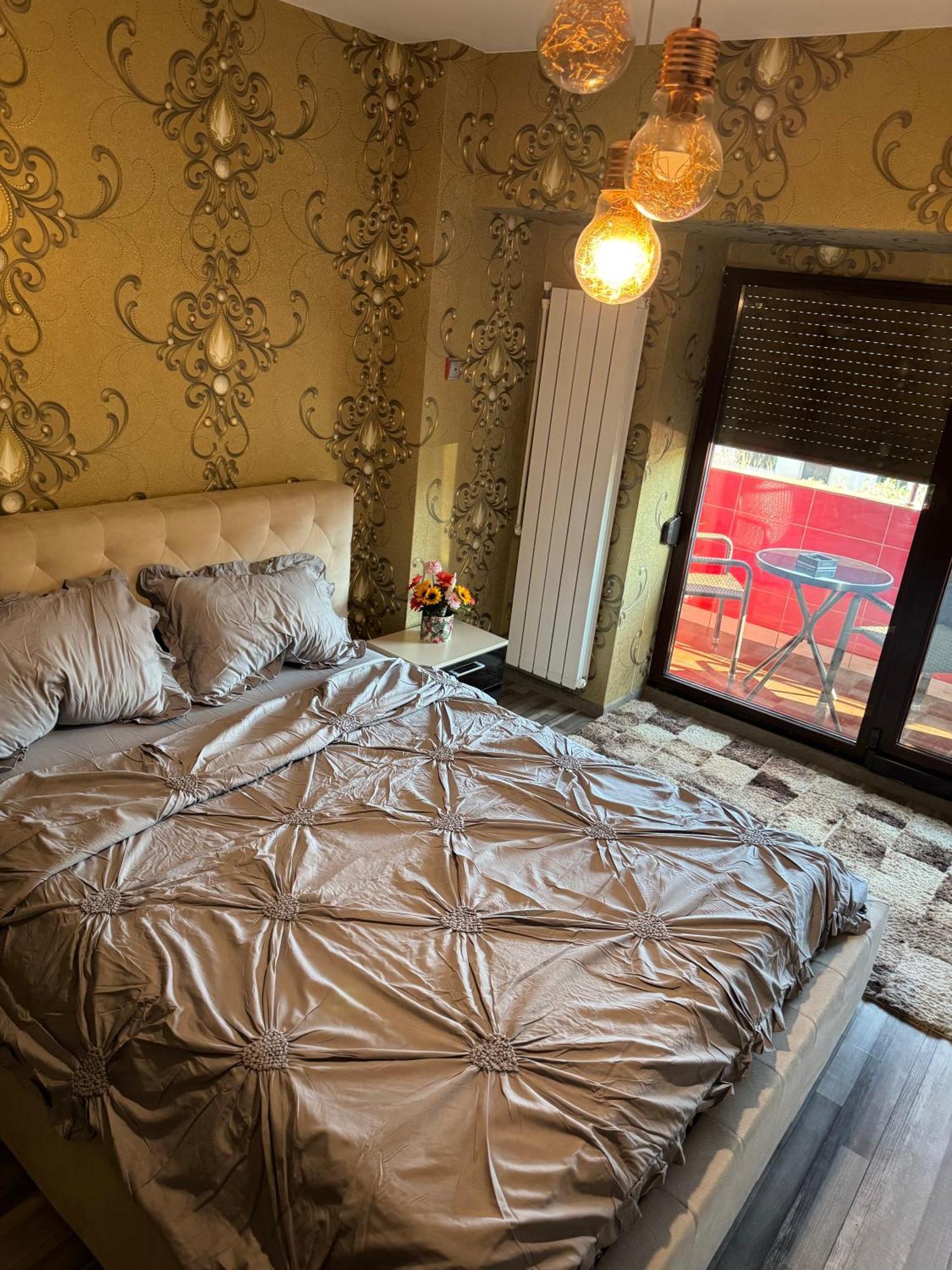 Luxury Lejlighed Bukarest Eksteriør billede